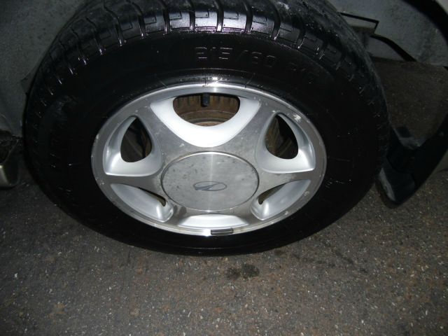 1999 Oldsmobile CUTLASS FWD 4dr Sport