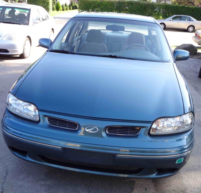 1999 Oldsmobile CUTLASS S Sedan