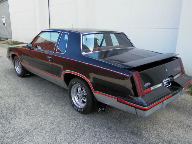 1983 Oldsmobile Cutlass Calais 4 DOOR Extended CAB