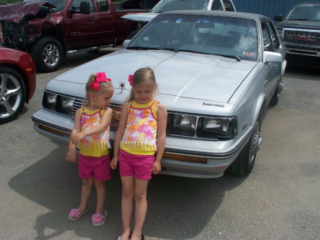 1986 Oldsmobile Cutlass Ciera K2500 Cheyenne 4x4