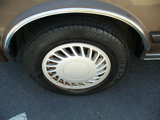 1989 Oldsmobile Cutlass Ciera 15