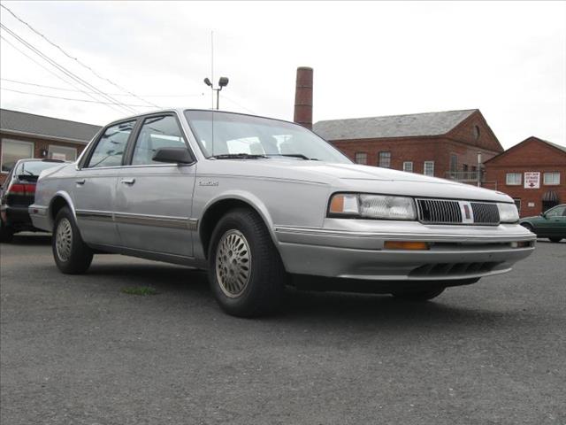 1993 Oldsmobile Cutlass Ciera XR
