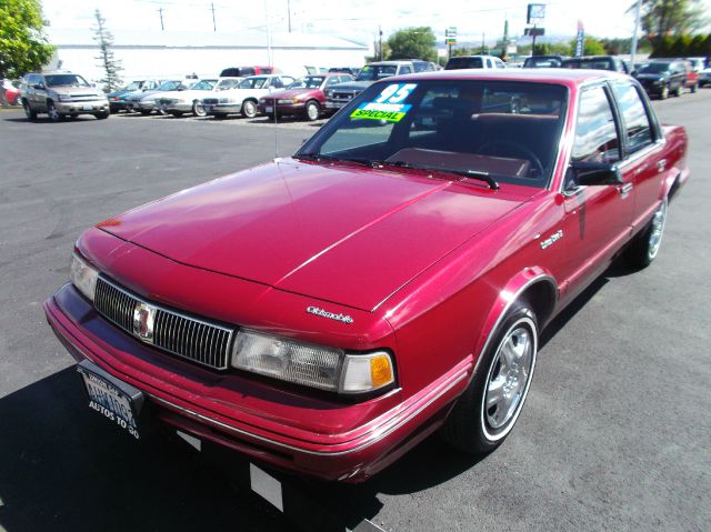 1995 Oldsmobile Cutlass Ciera Base Touring Technology