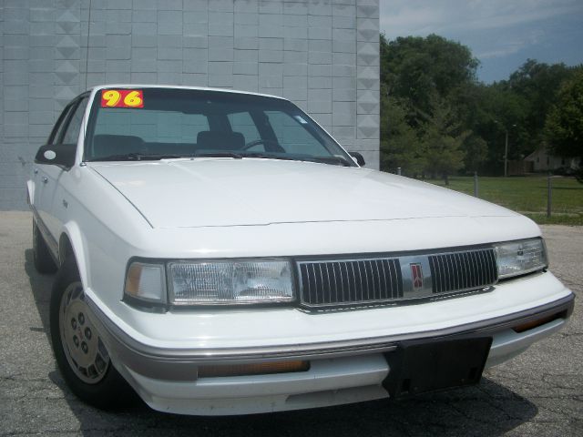 1996 Oldsmobile Cutlass Ciera EXT CAB Flareside STX