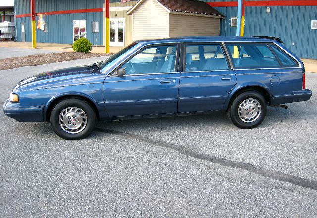 1996 Oldsmobile Cutlass Ciera Quad Cab Long Bed 2W