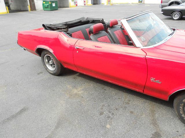 1972 Oldsmobile Cutlass Convertible Hatchback 4D