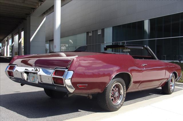 1971 Oldsmobile Cutlass Supreme 1.8 S Power PLUS PKG