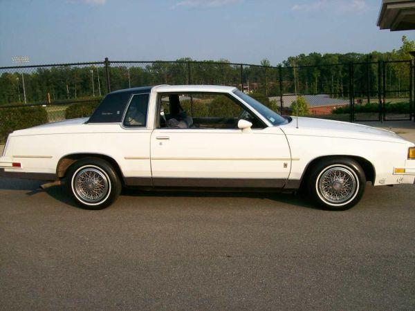 1987 Oldsmobile Cutlass Supreme Unknown
