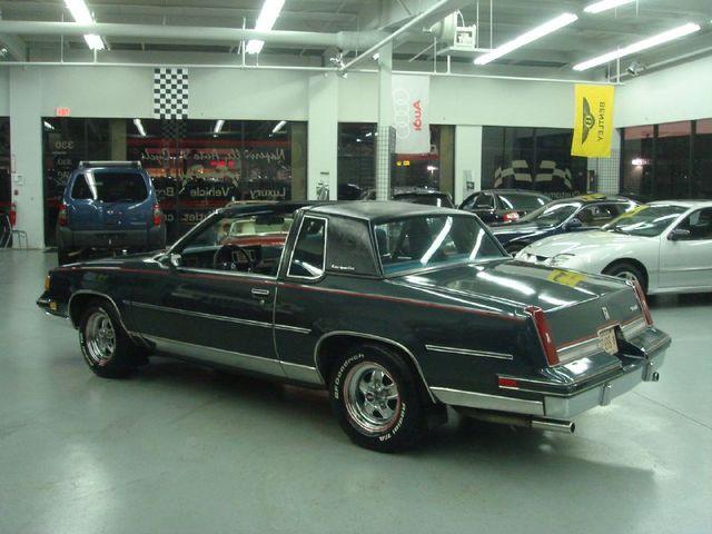 1988 Oldsmobile Cutlass Supreme Unknown