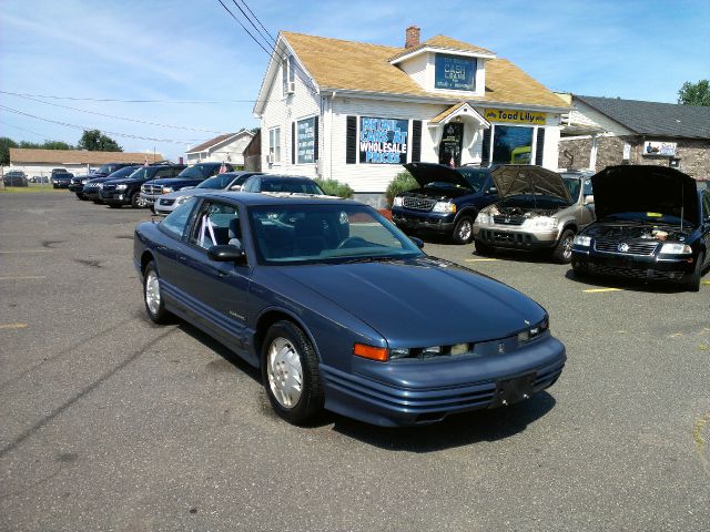 1994 Oldsmobile Cutlass Supreme 1500 Van