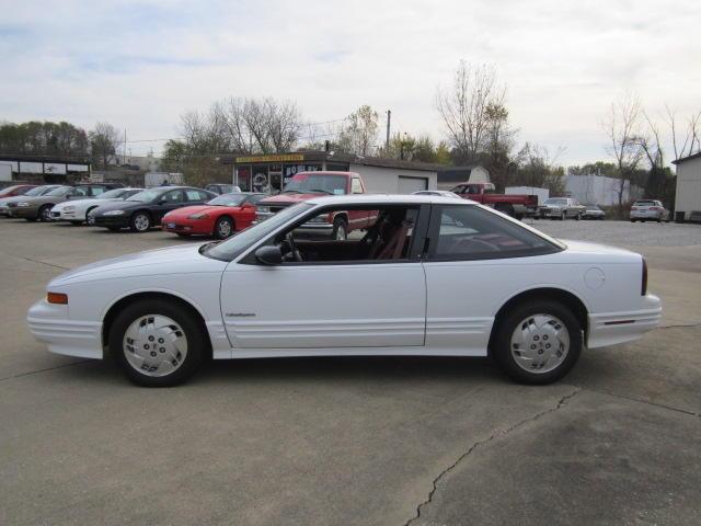 1994 Oldsmobile Cutlass Supreme Basic Wagon 4D