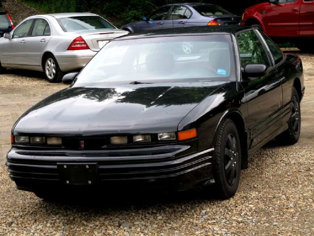 1996 Oldsmobile Cutlass Supreme Looks Like New