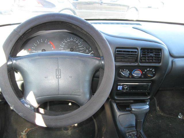 1997 Oldsmobile Cutlass Supreme Base Touring Technology