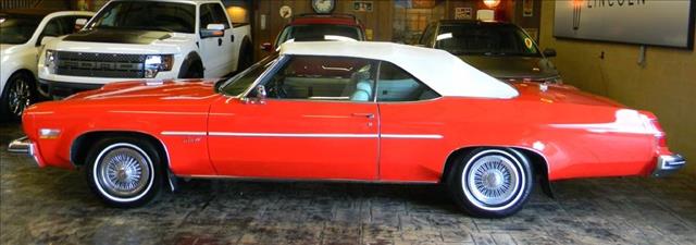 1974 Oldsmobile Delta 88 Z4 2dr Roadster 2.5i