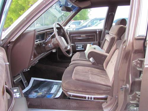 1984 Oldsmobile Delta 88 Touring W/nav.sys