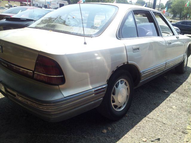 1992 Oldsmobile Eighty Eight Touring W/nav.sys