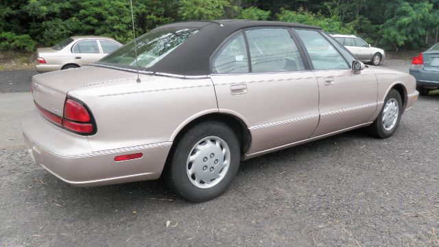 1999 Oldsmobile Eighty Eight Touring W/nav.sys