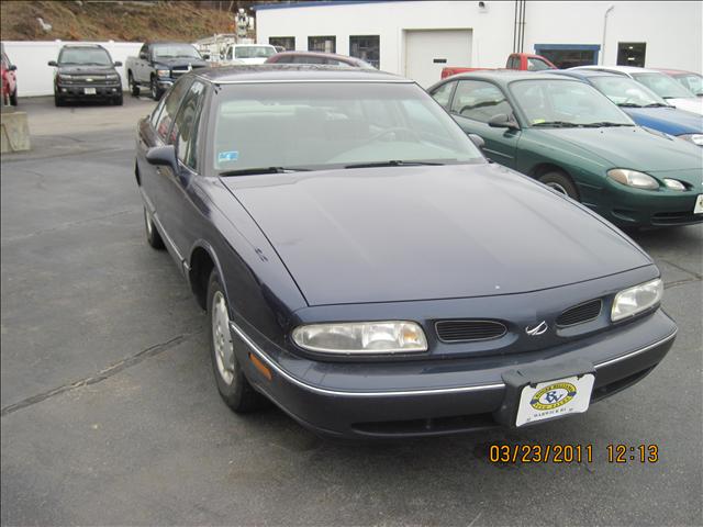 1999 Oldsmobile Eighty Eight 24 Box