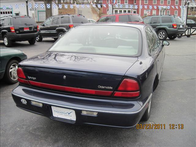 1999 Oldsmobile Eighty Eight 24 Box