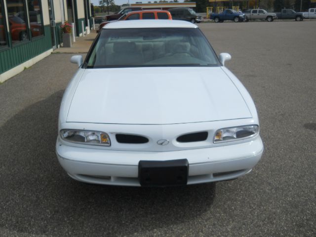 1999 Oldsmobile Eighty Eight Touring W/nav.sys