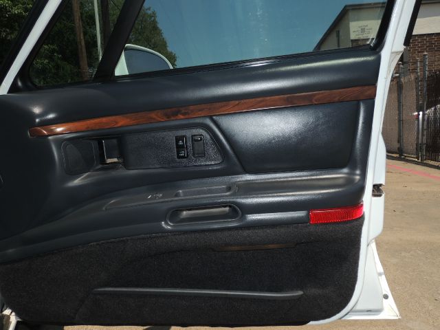 1999 Oldsmobile Eighty Eight Touring W/nav.sys