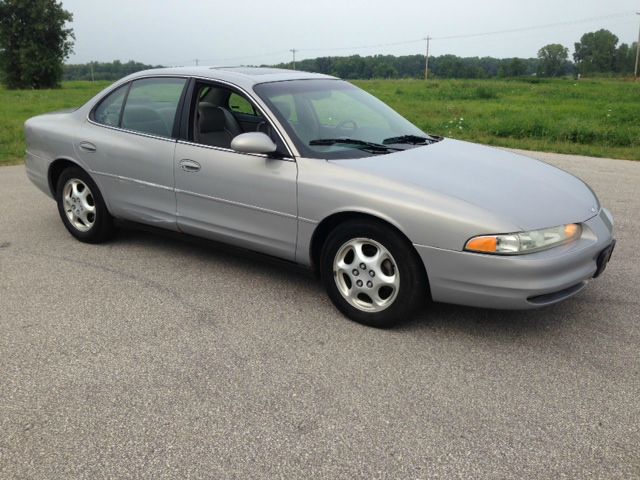1998 Oldsmobile Intrigue FWD 4dr Sport