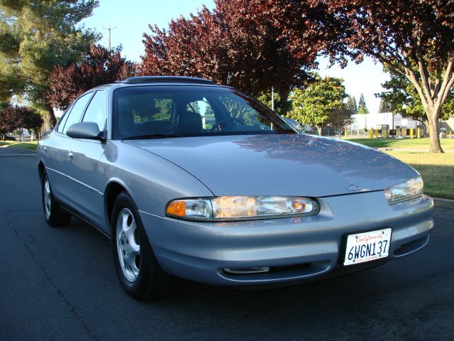 1998 Oldsmobile Intrigue LS Flex Fuel 4x4 This Is One Of Our Best Bargains