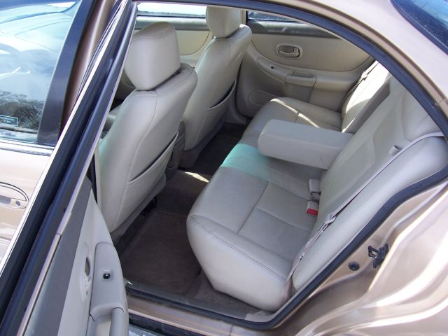 1998 Oldsmobile Intrigue FWD 4dr Sport