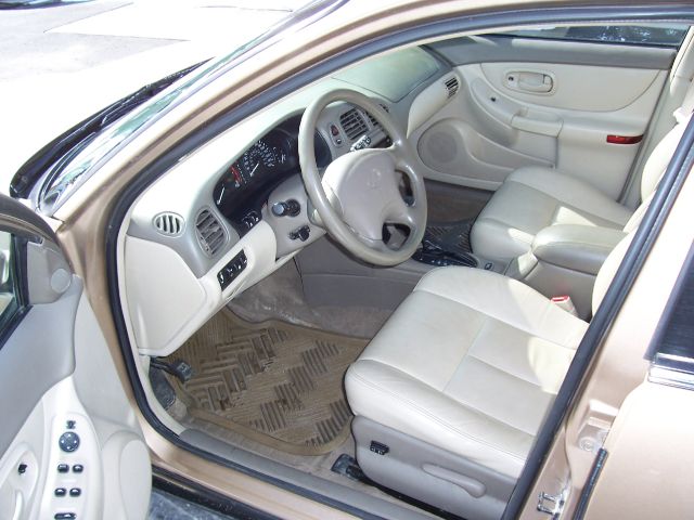 1998 Oldsmobile Intrigue FWD 4dr Sport