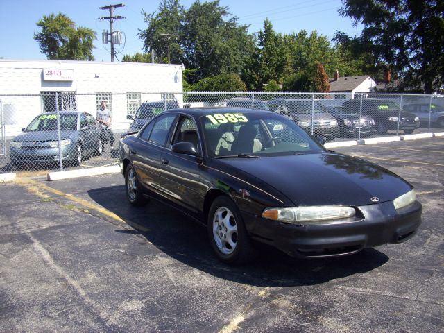 1998 Oldsmobile Intrigue S Sedan