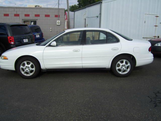 1998 Oldsmobile Intrigue S Sedan