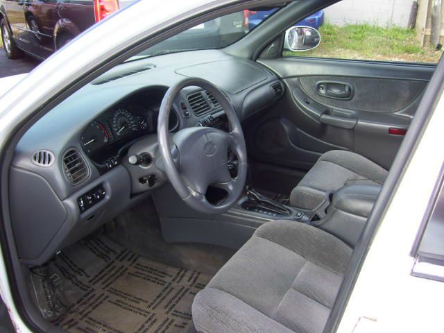 1998 Oldsmobile Intrigue S Sedan