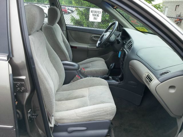 1999 Oldsmobile Intrigue S Sedan
