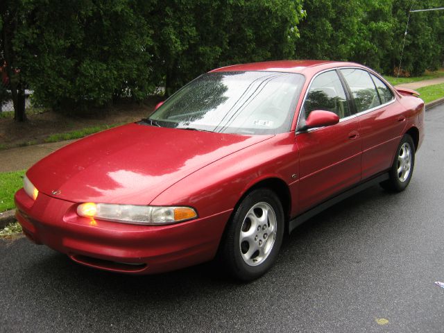 1999 Oldsmobile Intrigue S Sedan