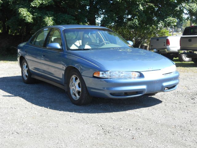 1999 Oldsmobile Intrigue S Sedan