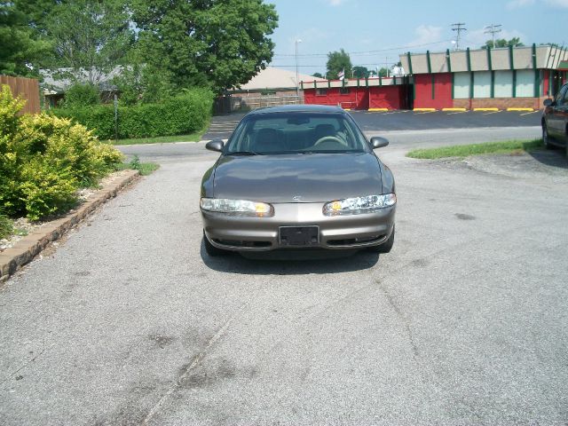 2000 Oldsmobile Intrigue FWD 4dr Sport
