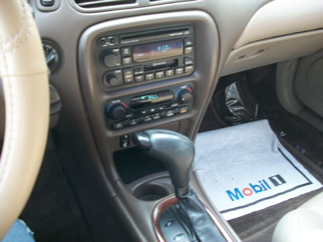 2000 Oldsmobile Intrigue FWD 4dr Sport