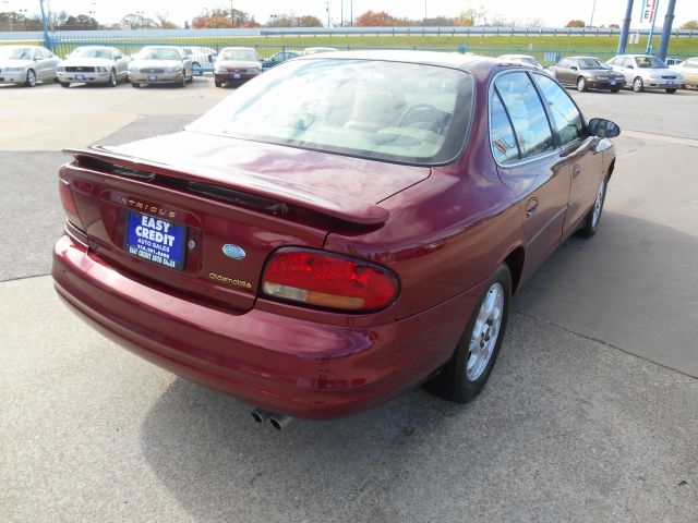 2000 Oldsmobile Intrigue S Sedan