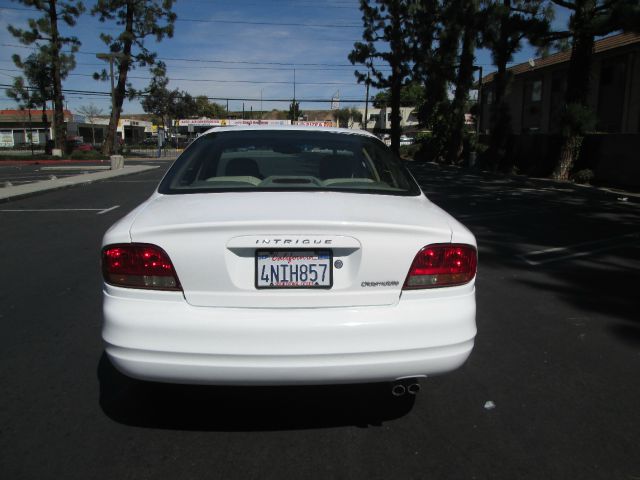 2000 Oldsmobile Intrigue S Sedan