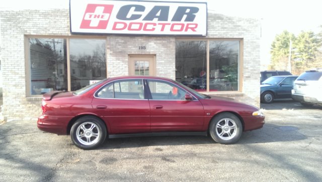 2000 Oldsmobile Intrigue FWD 4dr Sport
