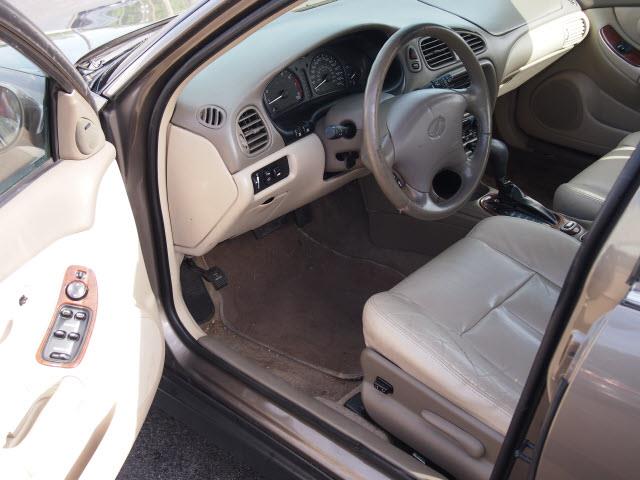 2000 Oldsmobile Intrigue FWD 4dr Sport