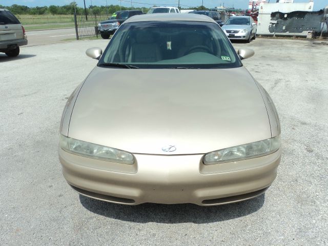 2001 Oldsmobile Intrigue S Sedan