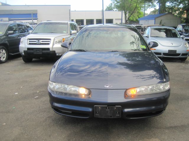 2001 Oldsmobile Intrigue S Sedan