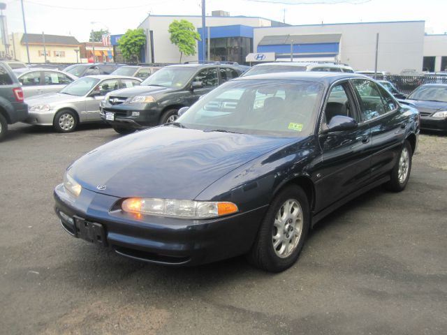 2001 Oldsmobile Intrigue S Sedan