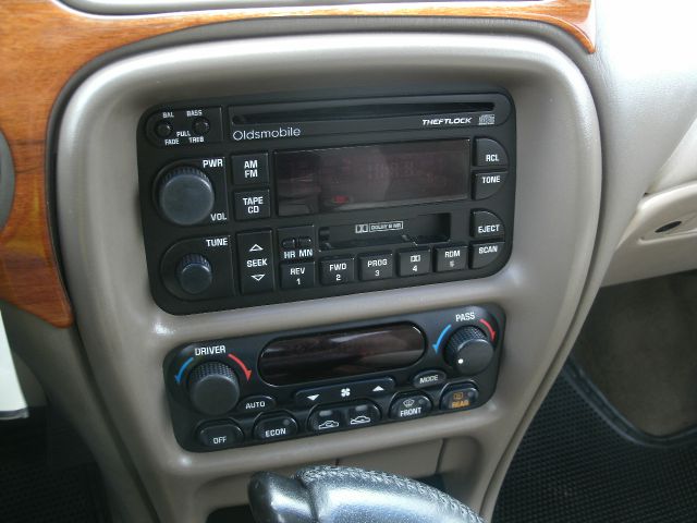 2001 Oldsmobile Intrigue S Sedan