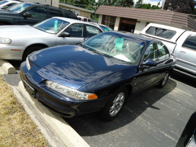 2001 Oldsmobile Intrigue S Sedan