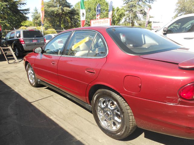 2001 Oldsmobile Intrigue FWD 4dr Sport