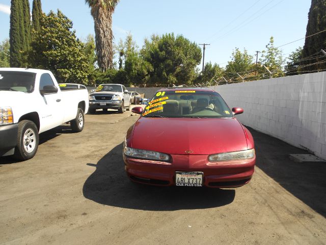 2001 Oldsmobile Intrigue FWD 4dr Sport