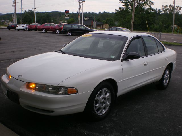 2002 Oldsmobile Intrigue 4x4 XL