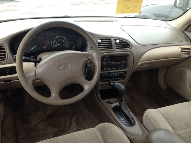 2002 Oldsmobile Intrigue Premier Nav AWD